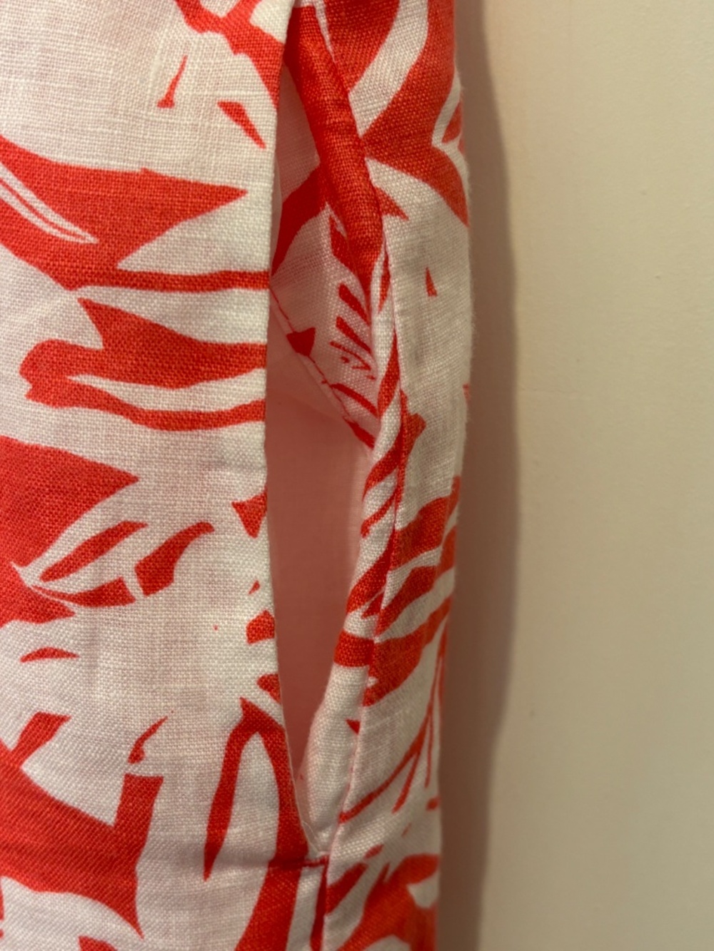 Like New Tommy Bahama Shift Dress - Picture 5 of 5